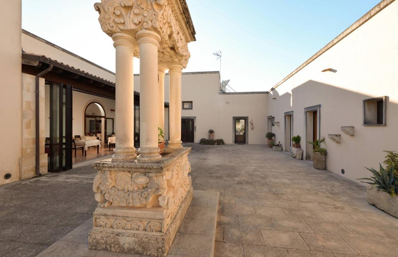 Masseria Li Campi Cavallino di Lecce Exterior photo